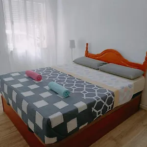 8 Mins Walk To Train Station Cost Youth Appartement